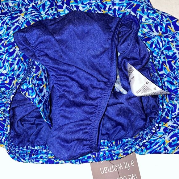 Moving Comfort Blue Patterned Athletic Shorts - Picture 6 of 12